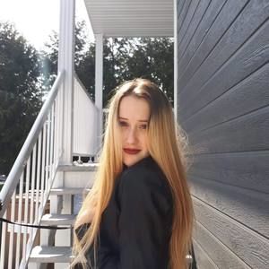 Meet your Posher, Angélique